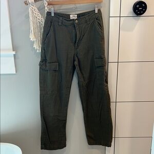 Women’s Olive Cargo Pants